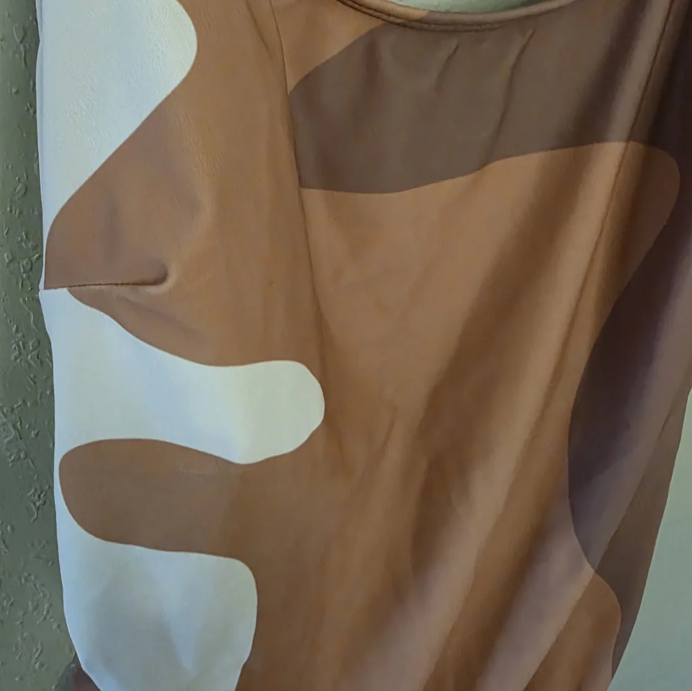 Camoflauge 2XL Brown and Tan Swimsuit - Picture 4 of 5